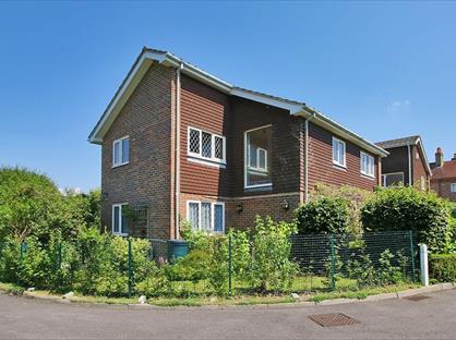 3 Bed Detached House, Susans Close, BN8