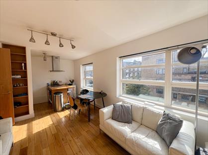 Studio Flat, Union Street, SE1