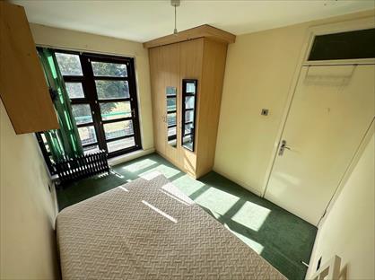 Room in a Shared Flat, Elephant Lane, SE16