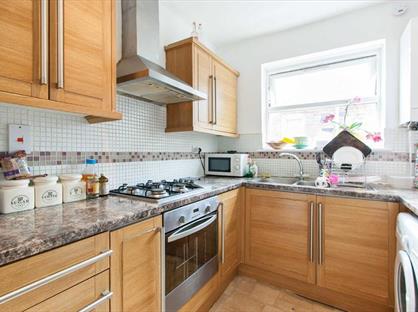 3 Bed Flat, Palermo Road, NW10