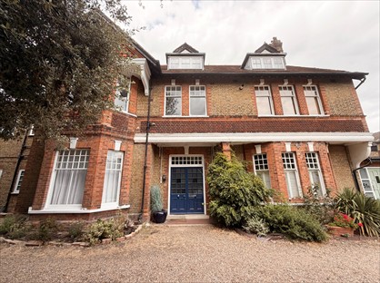 1 Bed Flat, Westcombe Park Road, SE3