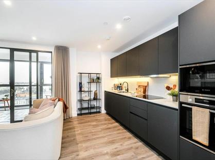 1 Bed Flat, Station Road, CR0