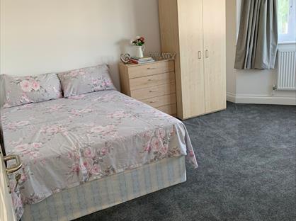 Room in a Shared House, Georgian Court, HA9