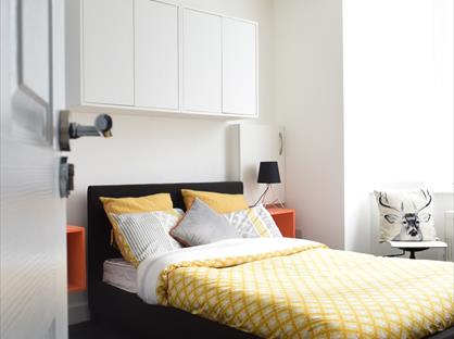 Room in a Shared House, Memorial Road, M28