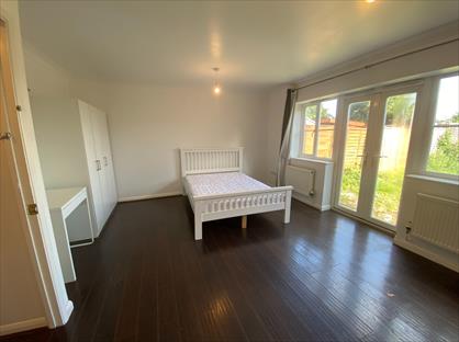 4 Bed Terraced House, The Sidings, BS34