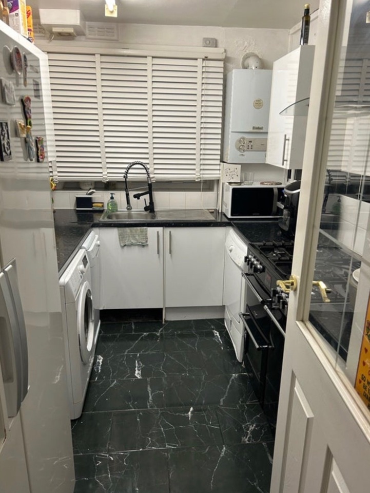 Additional image 5 of 3 Bed Flat, Laker Court, SW4, N1 7GU