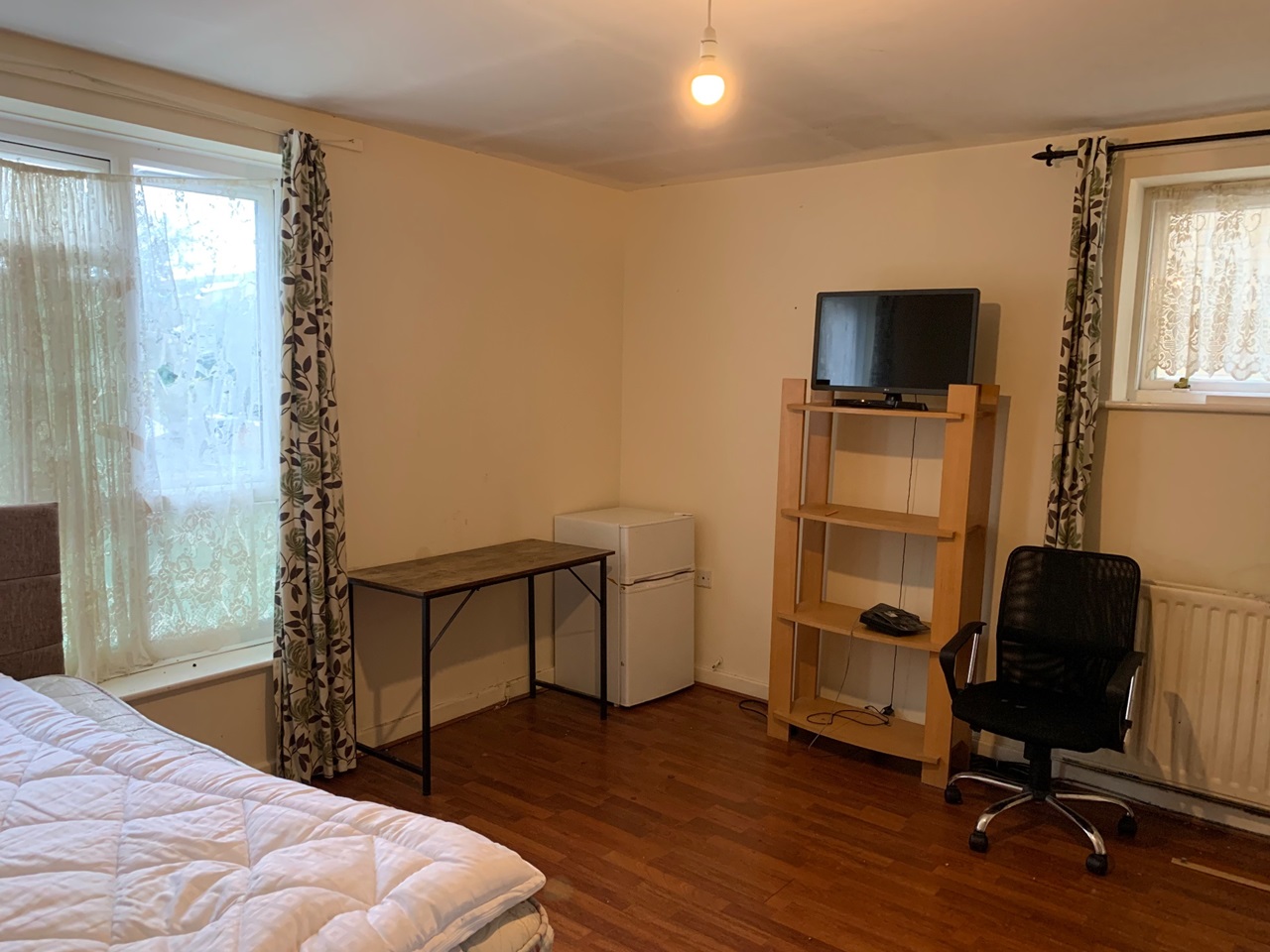 London - Room in a Shared House, Chandler Way, SE15 - To Rent Now for £ ...