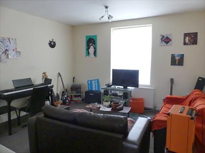 3 Bed Flat, Lower Broughton Road, M7
