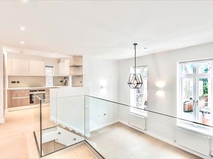 1 Bed Flat, Compayne Gardens, NW6