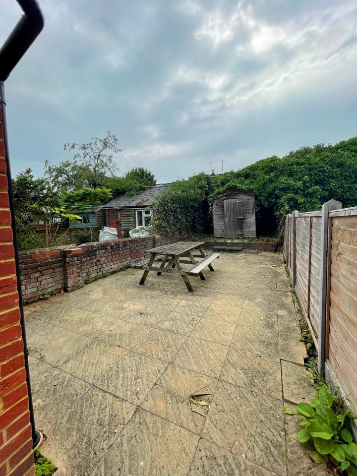 Additional image 10 of 5 Bed Semi-Detached House, Blenheim Road, RG1, N1 7GU