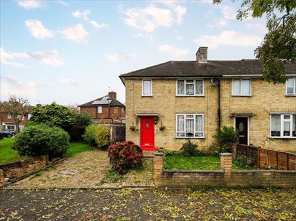 3 Bed Semi-Detached House, Connington Crescent, E4