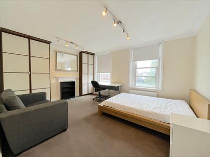 3 Bed Flat, Prince Of Wales Passage, NW1