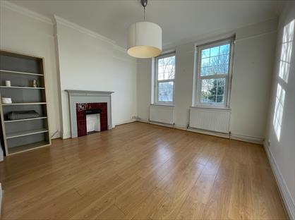 2 Bed Flat, Templars Avenue, NW11
