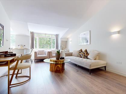 2 Bed Flat, Rutland Gate, SW7