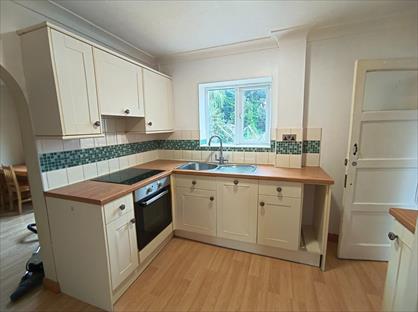 4 Bed Semi-Detached House, Brabazon Road, BS34