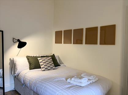 Room in a Shared House, Littleton Road, M7