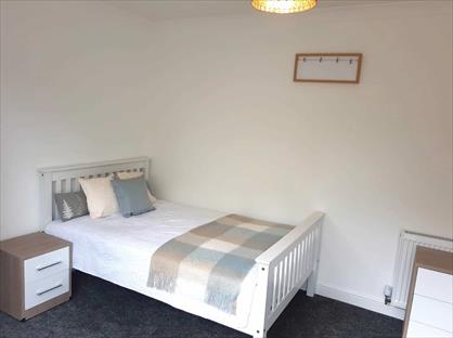 Room in a Shared House, St. Heliers Road, B31