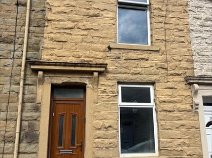1 Bed Terraced House, Derby Street, BB5