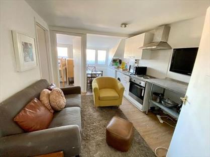 2 Bed Flat, New Cross Road, SE14