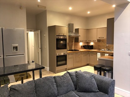Room in a Shared House, Edmund Road, S2