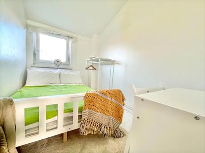 Room in a Shared House, Berkeley Walk, N7