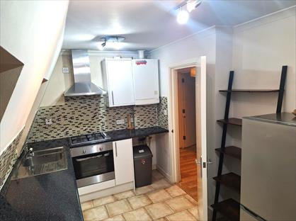 2 Bed Flat, George Mews, SW9