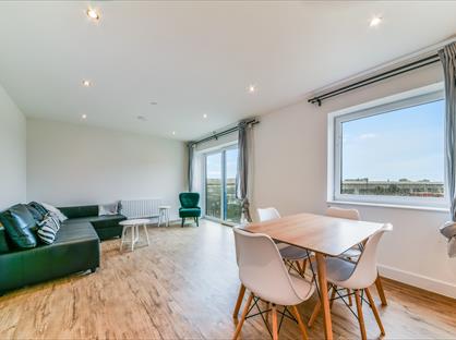 2 Bed Flat, Wilson Court, LU2