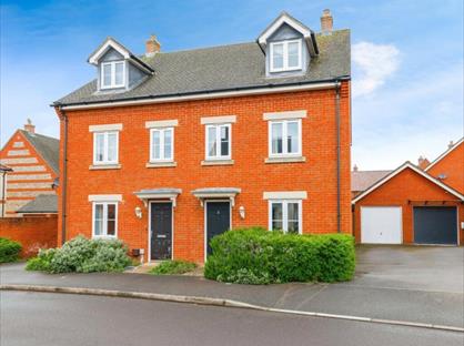 3 Bed Semi-Detached House, Pouncette Close, SP4