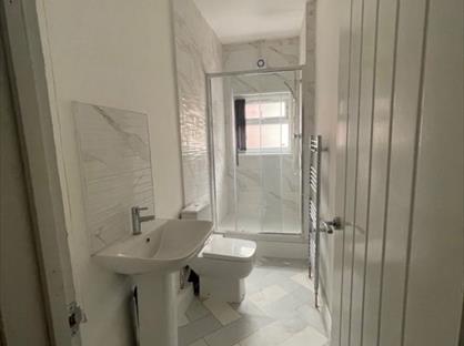 Room in a Shared House, St. Lukes Crescent, LS11