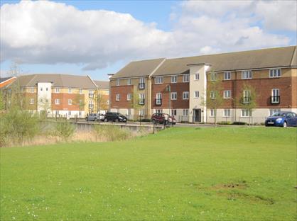 2 Bed Flat, Hampton Centre, PE7