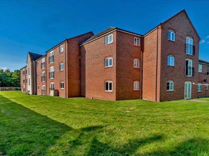 2 Bed Flat, Hobby Way, WS11