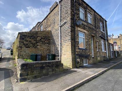 1 Bed End Terrace, Luster St, BD21