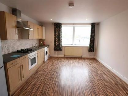 2 Bed Flat, Craven Road, RG1