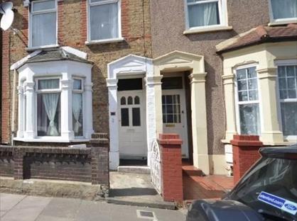 3 Bed Terraced House, Craven Road, RG1