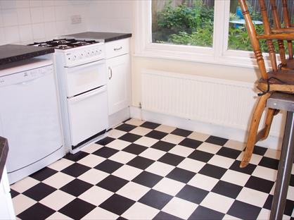 4 Bed Terraced House, Arnold Road, N15