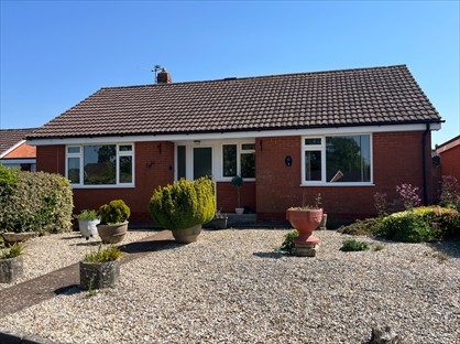 3 Bed Bungalow, Chestnut Close, TA21