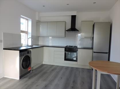 1 Bed Flat, Varn House, IG11