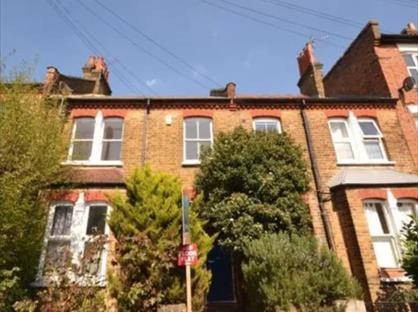 2 Bed Maisonette, Gruneisen Road, N3