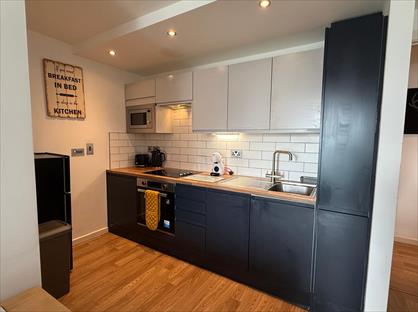 2 Bed Flat, Wellington Street, LS1