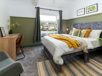 Room in a Shared House, Grimshaw Lane, M24