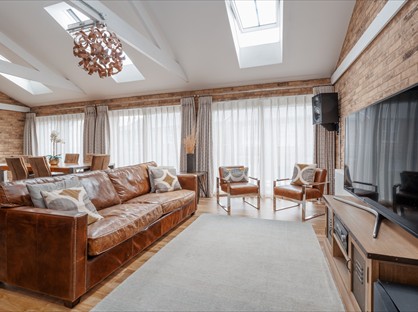 2 Bed Semi-Detached House, Chalice Close, BH14