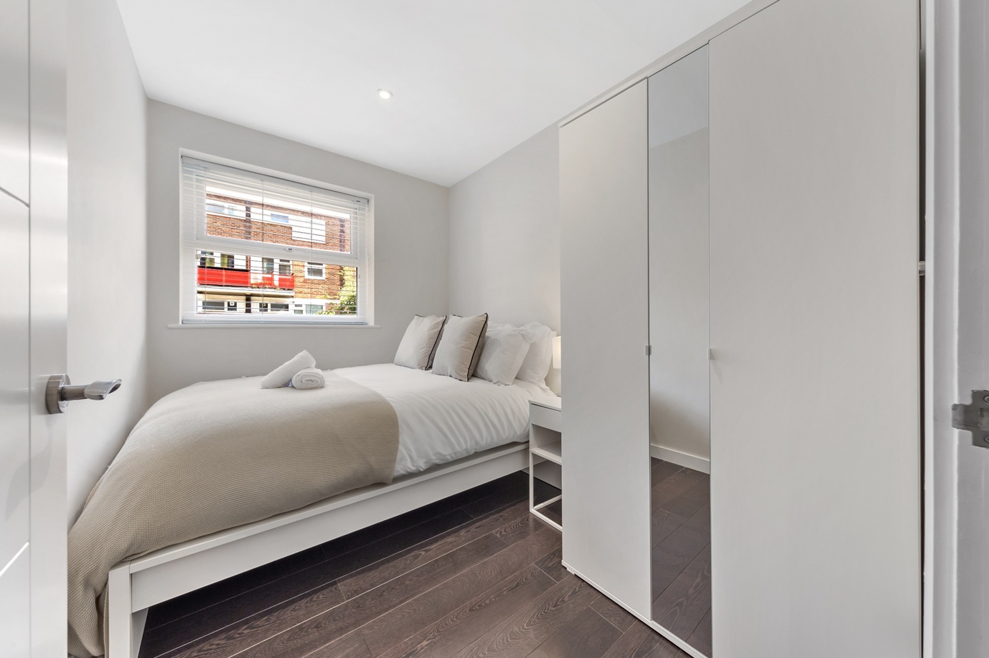 2 Bed Flat, Maltby House, SE1 photo 4