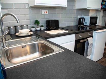 1 Bed Flat, Hill Street, ST4