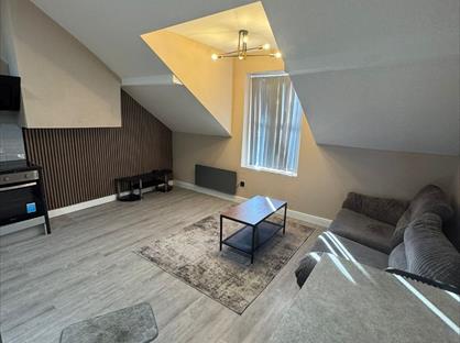 1 Bed Flat, Kirkstall Road, LS4