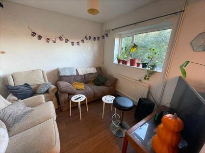 4 Bed Semi-Detached House, Station Road, BS34