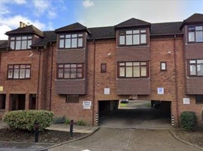 Studio Flat, Wexham Road, SL1