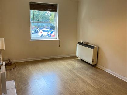 1 Bed Flat, Lynden Mews, RG2