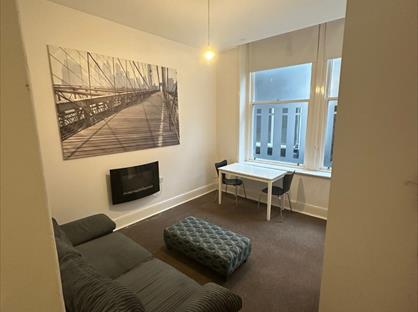 2 Bed Flat, Irwell Chambers, L3