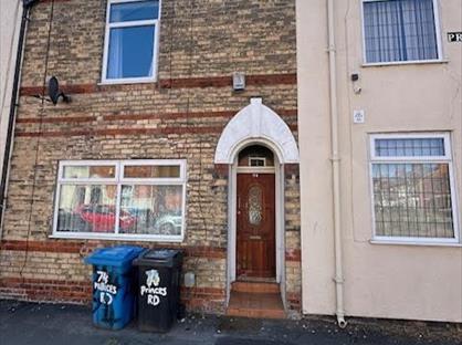 Room in a Shared House, Prince's Road, HU5