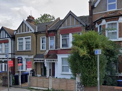 4 Bed Flat, Church Road, NW10